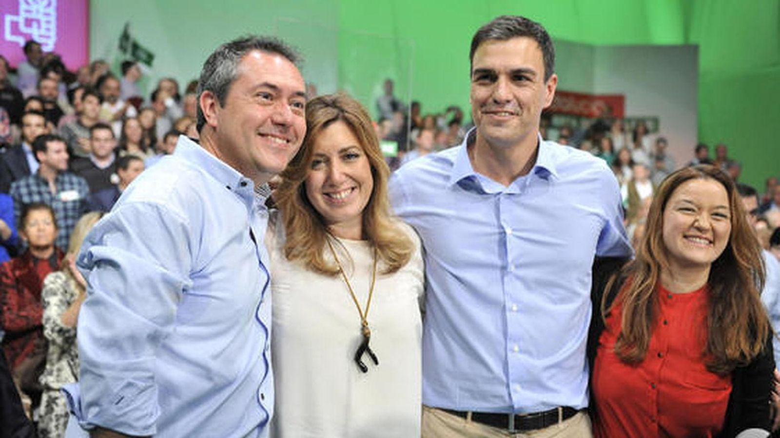 Espadas, junto a Susana Díaz, Pedro Sánchez y Verónica Pérez, en su presentación como alcaldable en Fibes en noviembre de 2014.