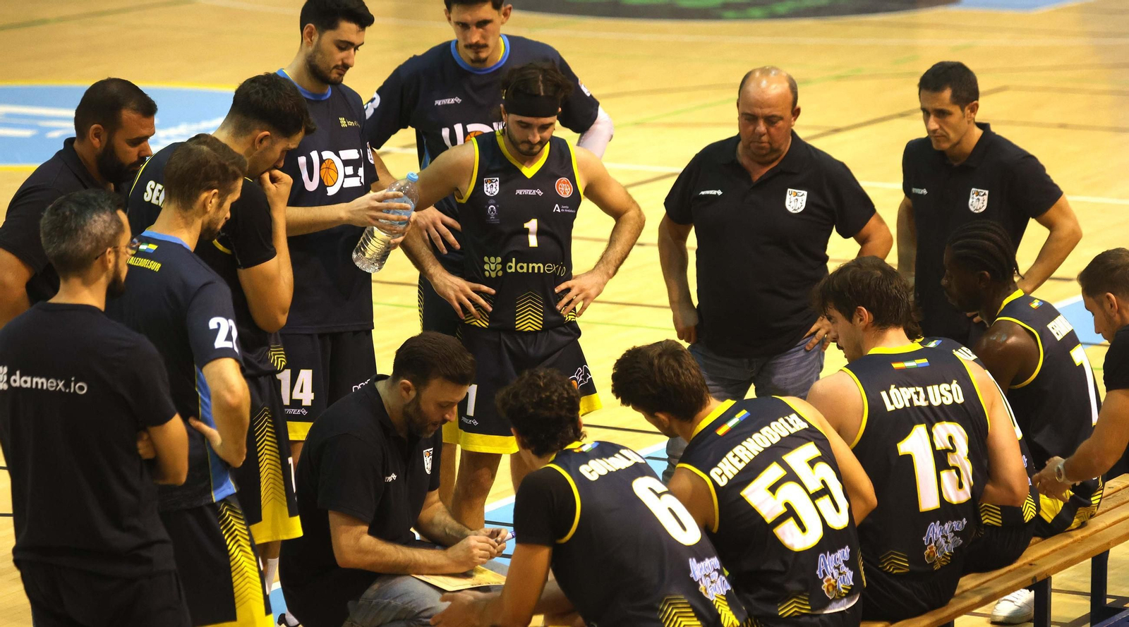 Las fotos del Udea - Ciudad de Huelva de la Copa de España de baloncesto