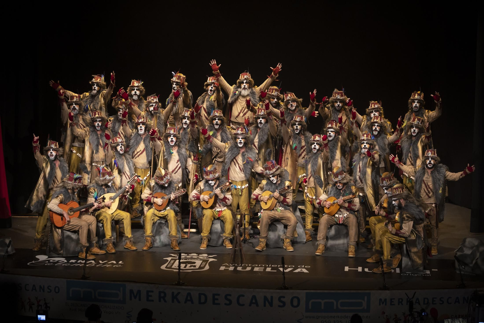 La última jornada de semifinales del Carnaval de Huelva, en imágenes