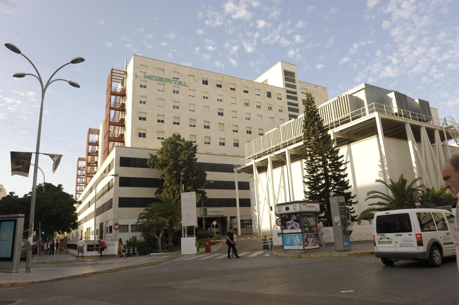 Fachada del Hospital Puerta del Mar.