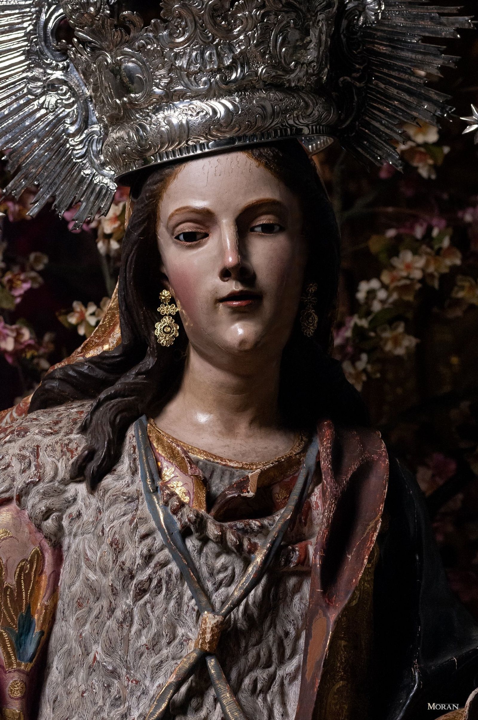 La Divina Pastora de Olivares, con los rasgos propios de la obra de Ruiz Gijón