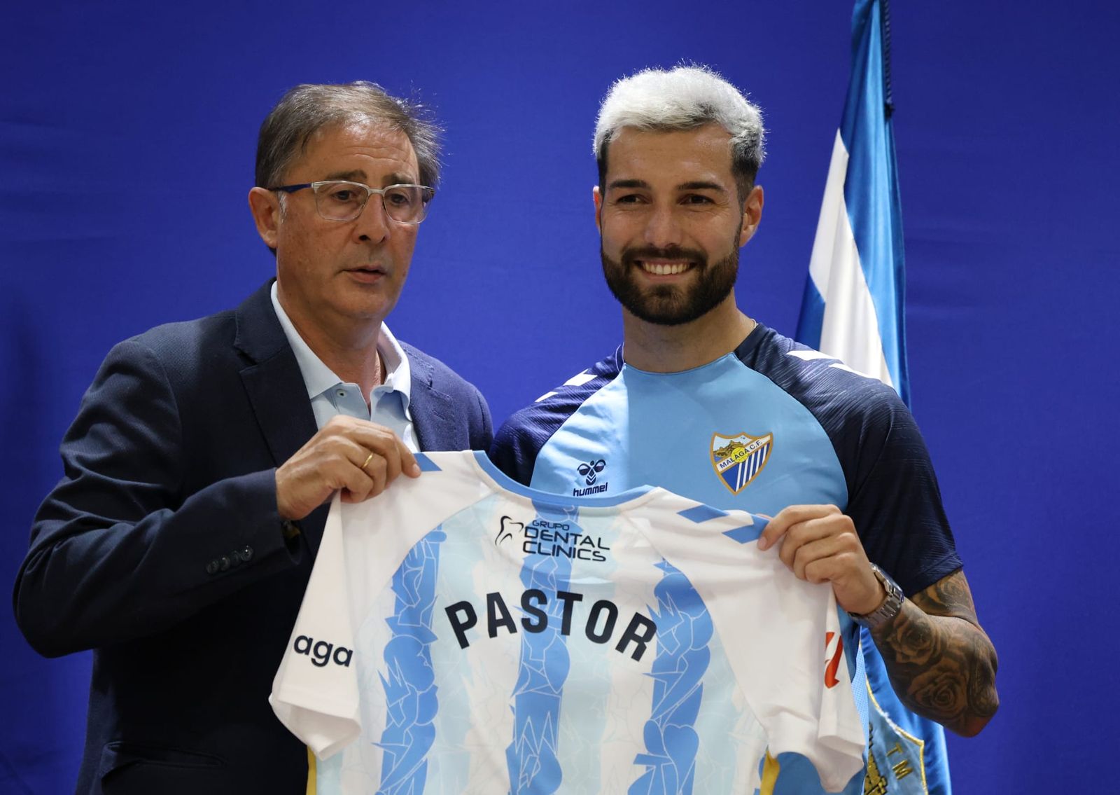 Las fotos de la presentación de Álex Pastor con el Málaga CF