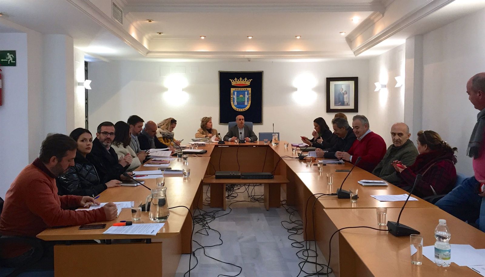 Un momento del pleno celebrado en Sanlúcar la Mayor
