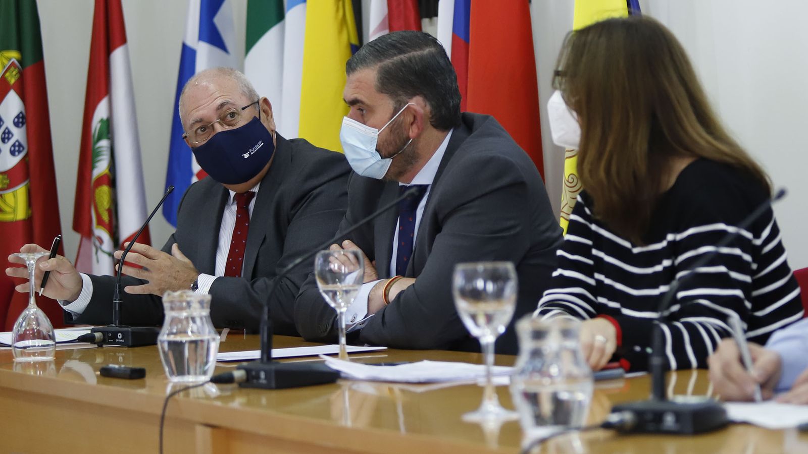 Antonio de la Vega, Pedro Marín y Rosa Cantón.