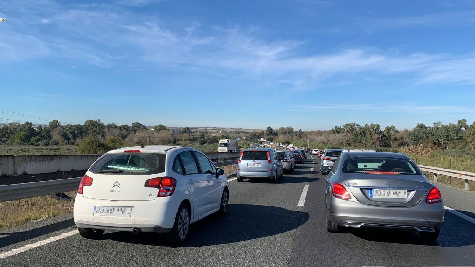 Atascos en la A-49 este viernes