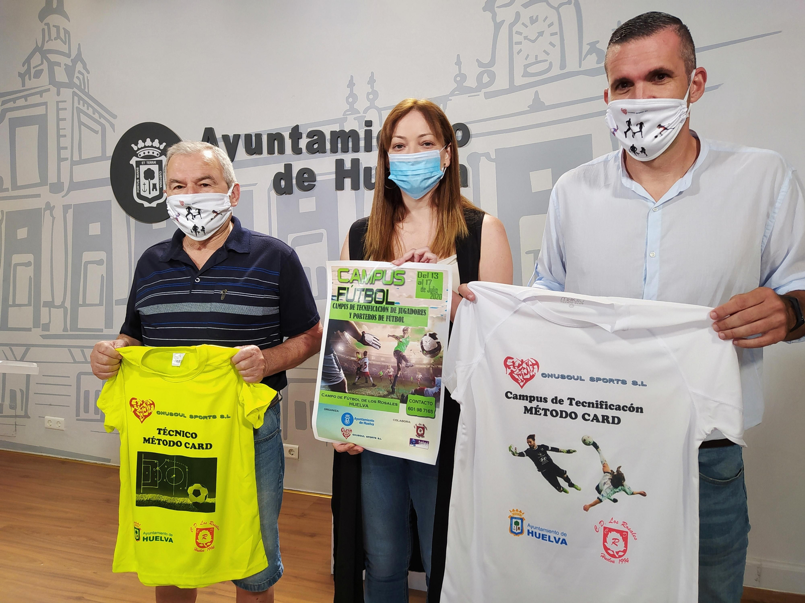 Un momento de la presentación del campus.
