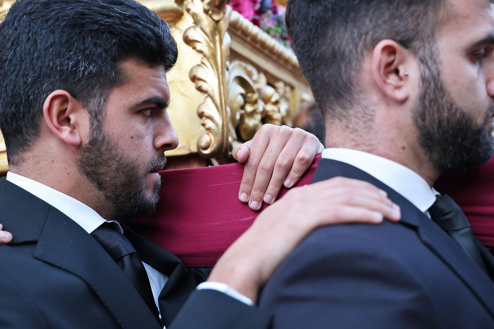 Imágenes del Vía Crucis del Consejo de Cofradías y Hermandades de Huelva