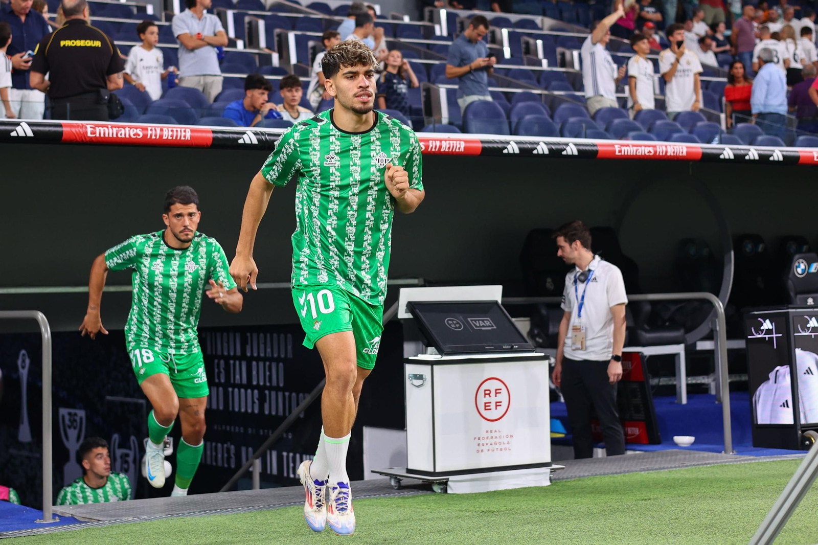 Abde y Fornals antes del calentamiento.