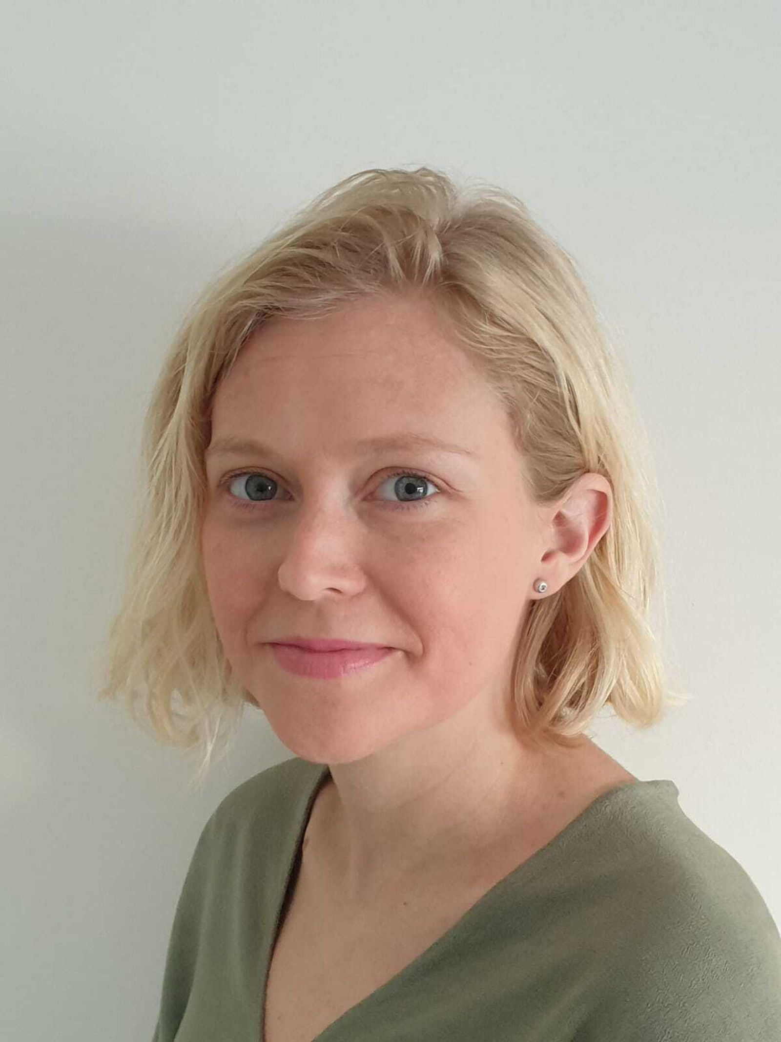 La responsable del programa de atención a mayores de Cáritas Diocesana en Sevilla, Noemí García.