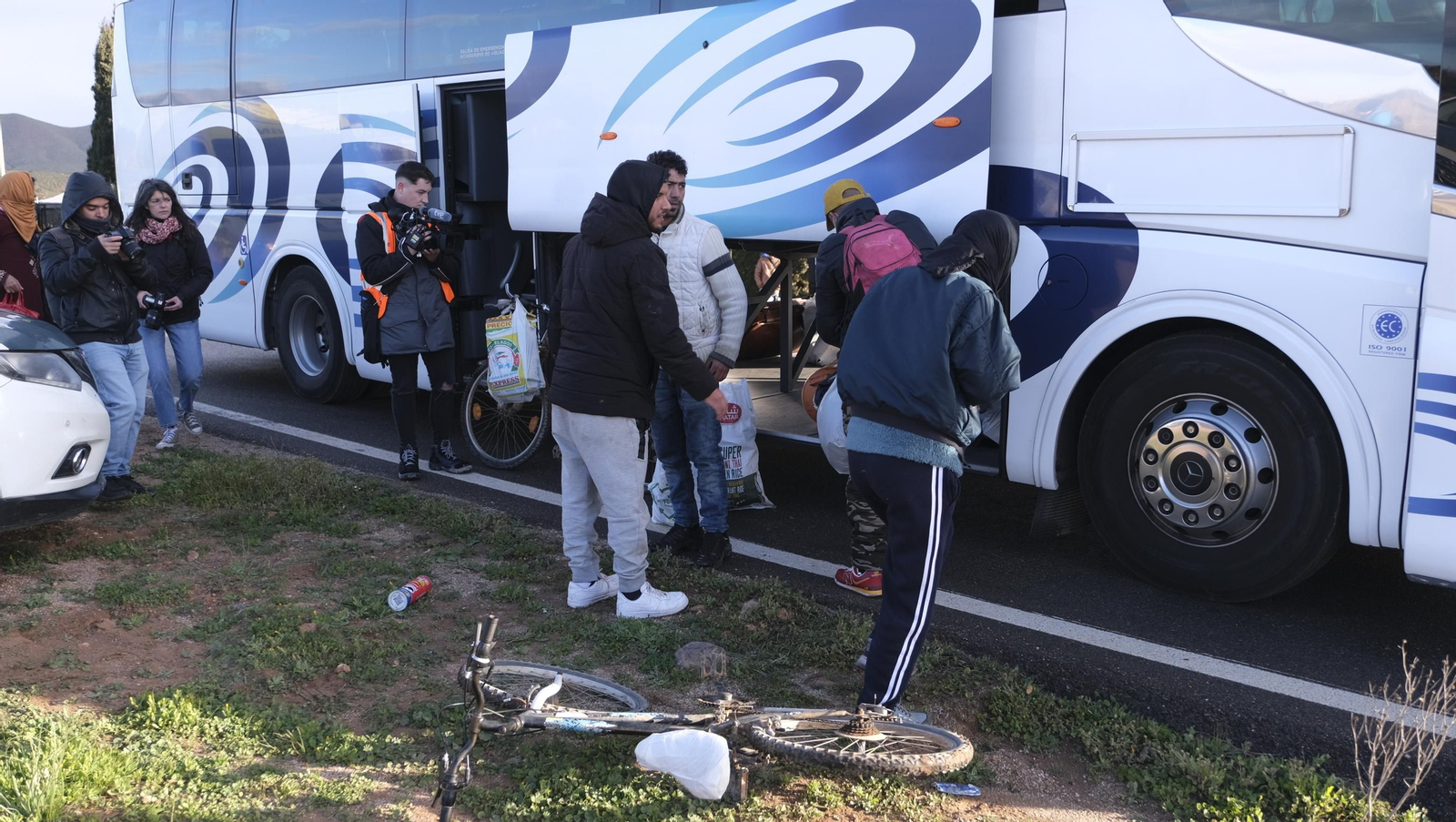 Imágenes del desalojo del asentamiento chabolista 'El Walili', en Níjar