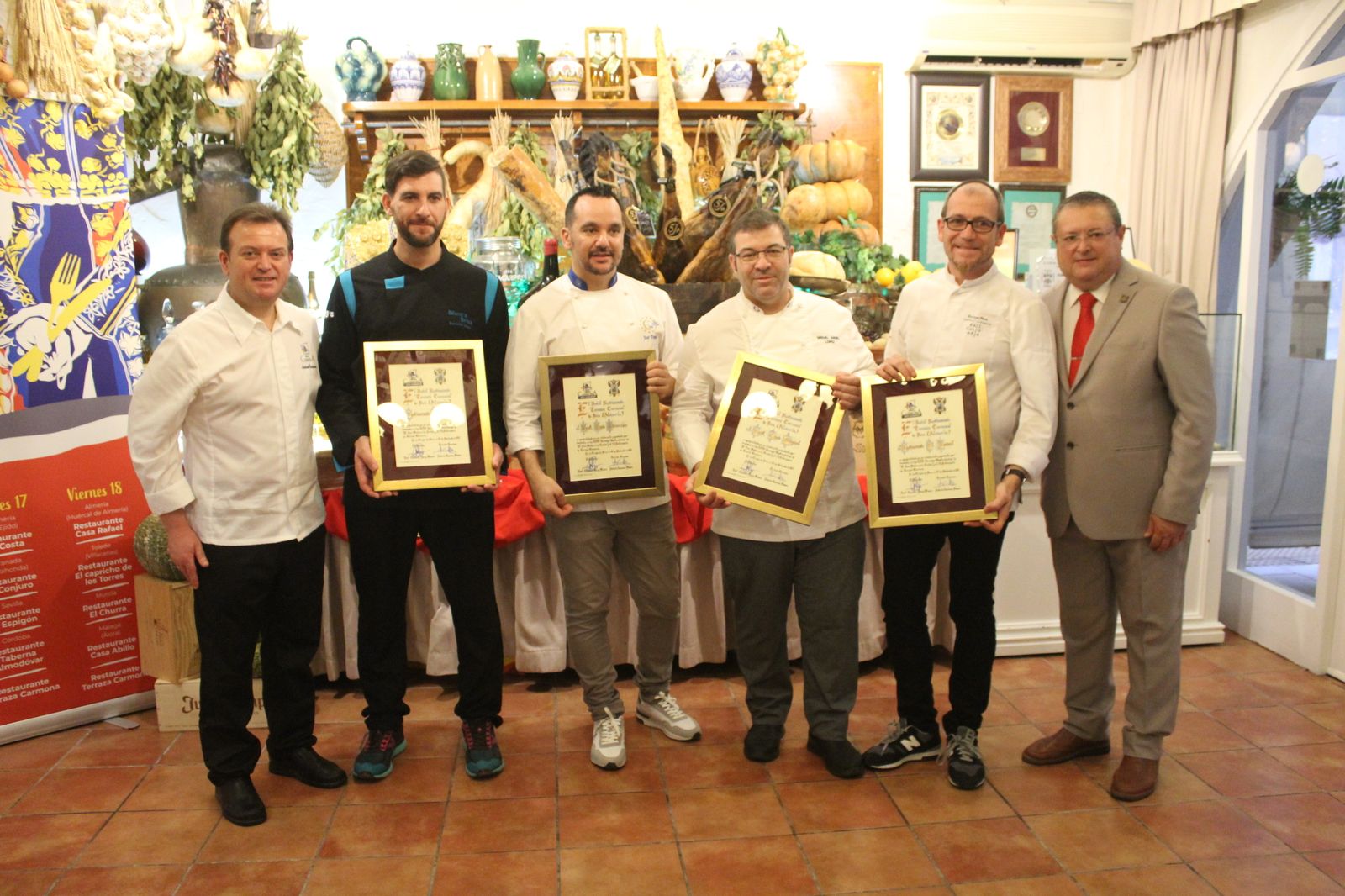 La primera faena de las jornadas del toro bravo en Terraza Carmona, en imágenes