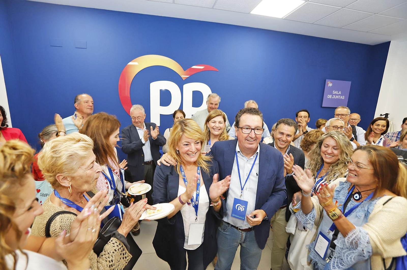 Elecciones 2023: Imágenes de la celebración por la vitoria de Pilar Miranda en las elecciones Municipales de Huelva