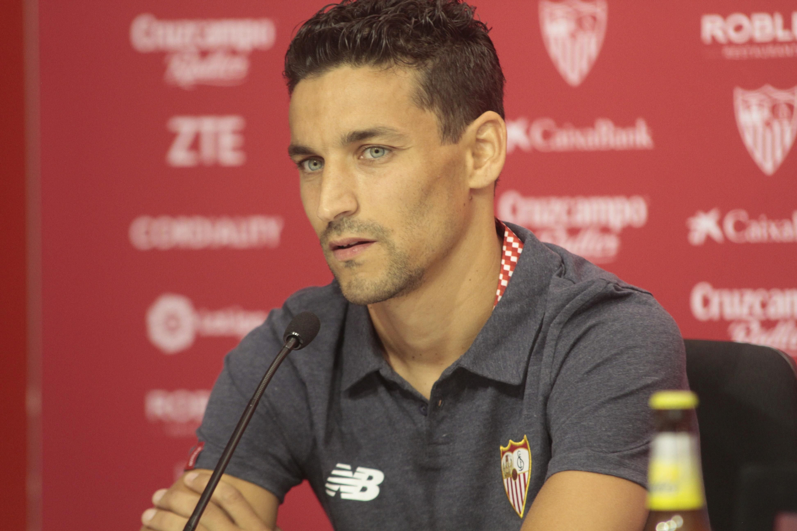 La presentación de Jesús Navas, en imágenes