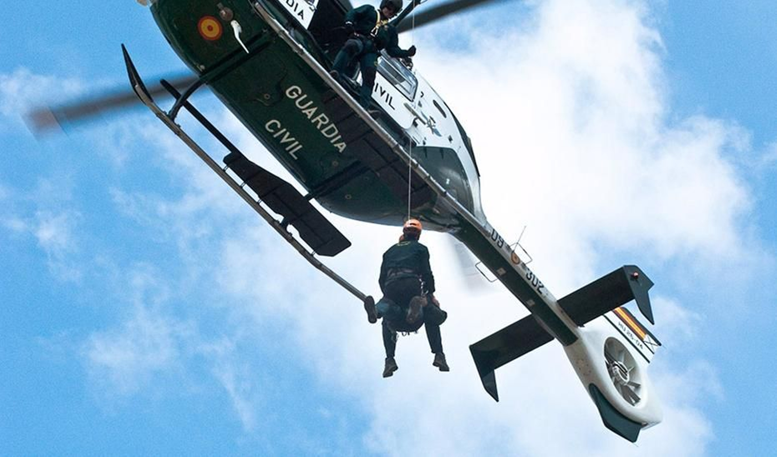 Imagen de archivo de un helicóptero de rescate de la Guardia Civil de Granada Imagen de archivo de un helicóptero de rescate de la Guardia Civil de Granada