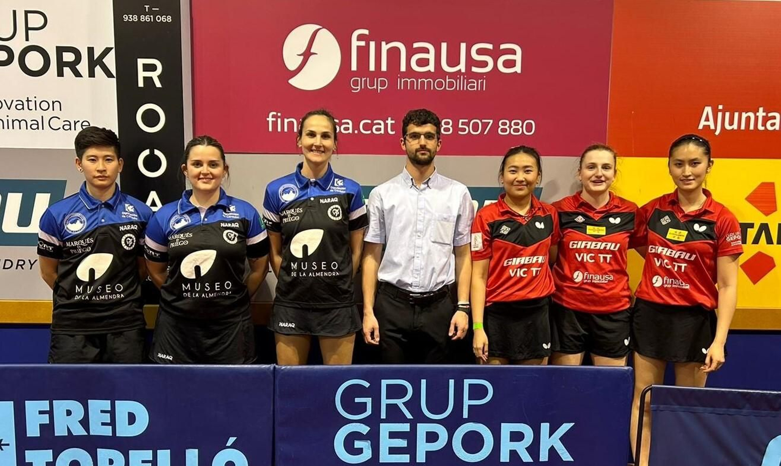 Las palistas que se midieron en el Girbau Vic - Museo de la Almendra Francisco Morales.