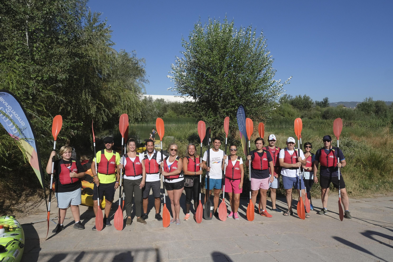 La ruta en kayak por el Guadalquivir de Córdoba se echa al agua, en imágenes