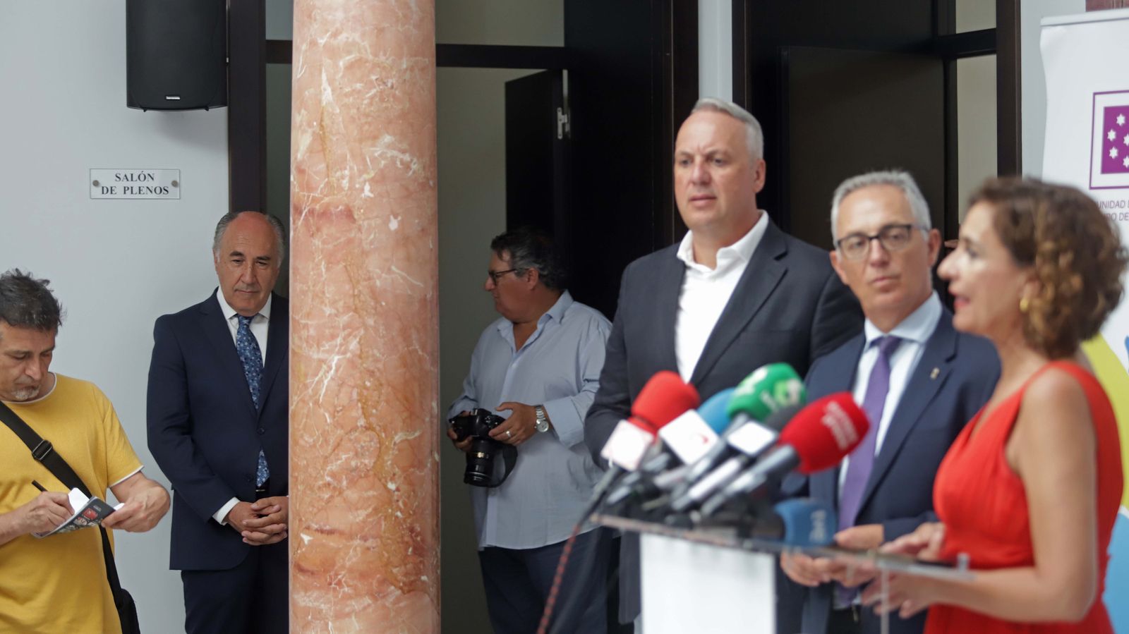 Fotos de la visita de María Jesús Montero a Algeciras