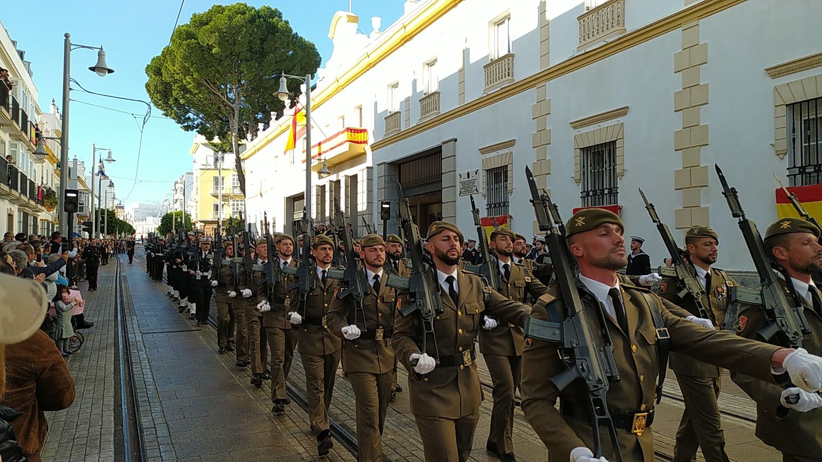 Las imágenes de la Pascua Militar en San Fernando