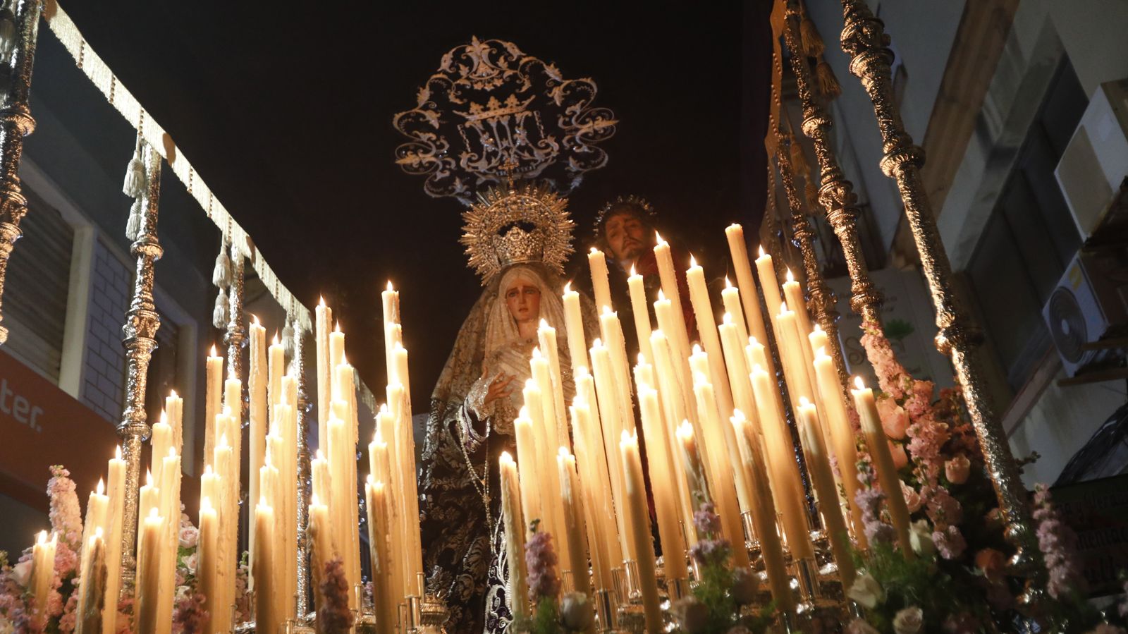 Fotos del Lunes Santo en La Línea: Cristo de la Esperanza y María Santísima de la Concepción (Silencio)