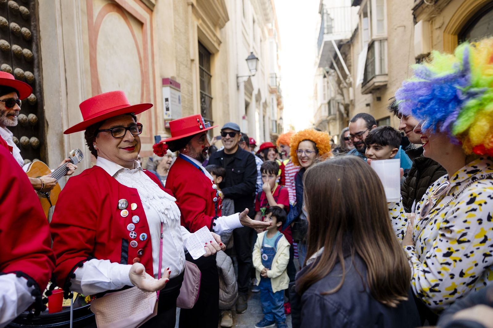Las imágenes del segundo sábado de Carnaval de Cádiz 2026: Carruseles de coros