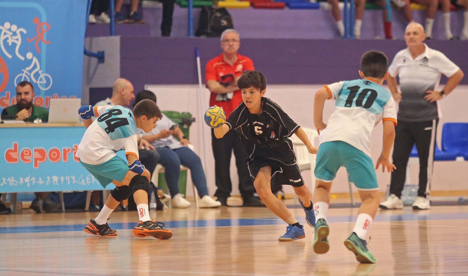 Un ataque del alevín masculino del Ciudad de Algeciras