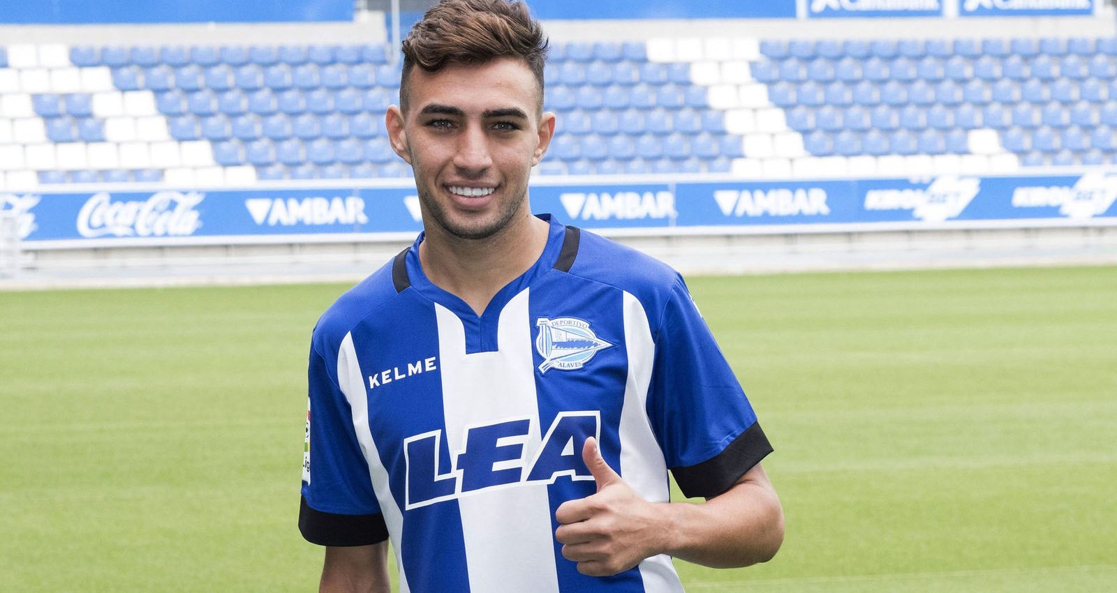 Munir el día de su presentación con el Alavés