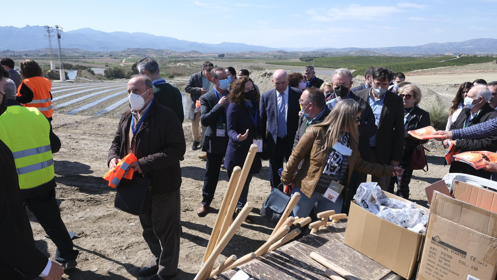 Fotogalería acto reivindicación del AVE en Vera. Almería
