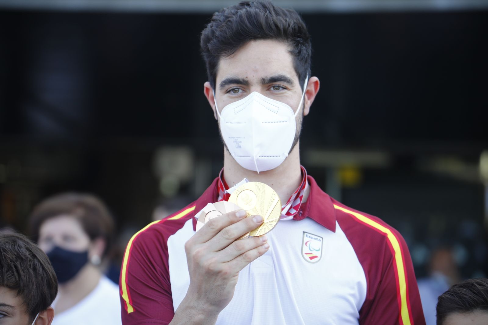 El recibimiento a Alfonso Cabello en Córdoba, en imágenes