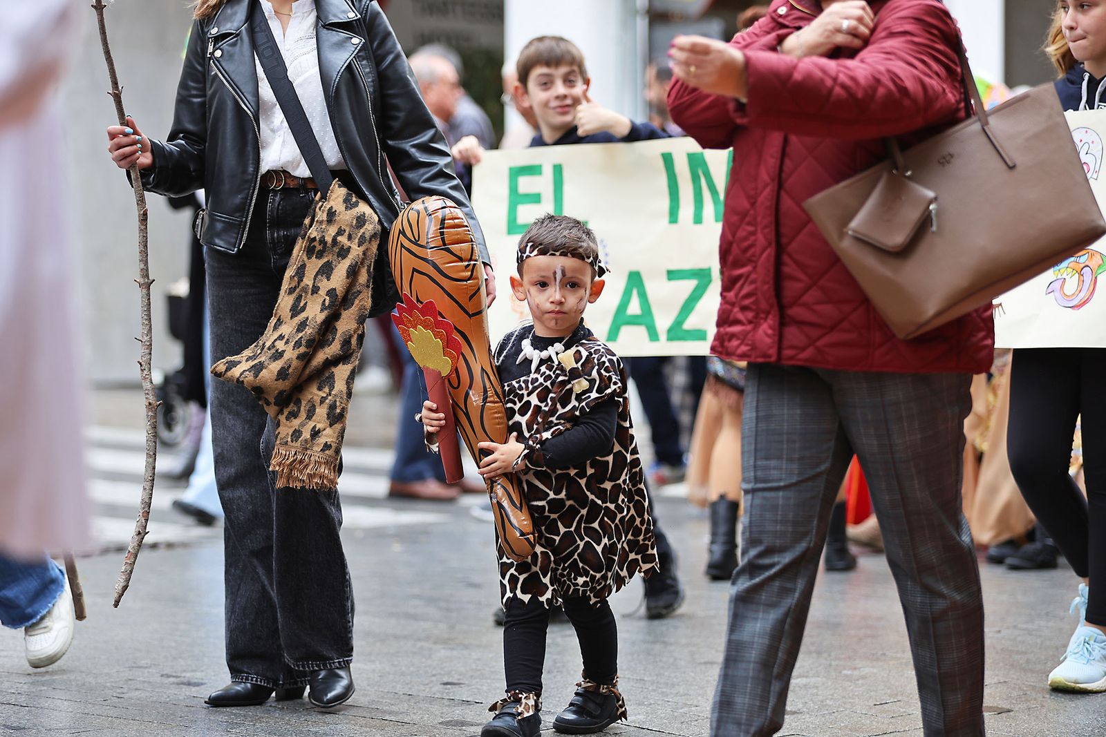 Imágenes del desfile “Un paseo por la historia”  de los niños del colegio Funcadia de Huelva