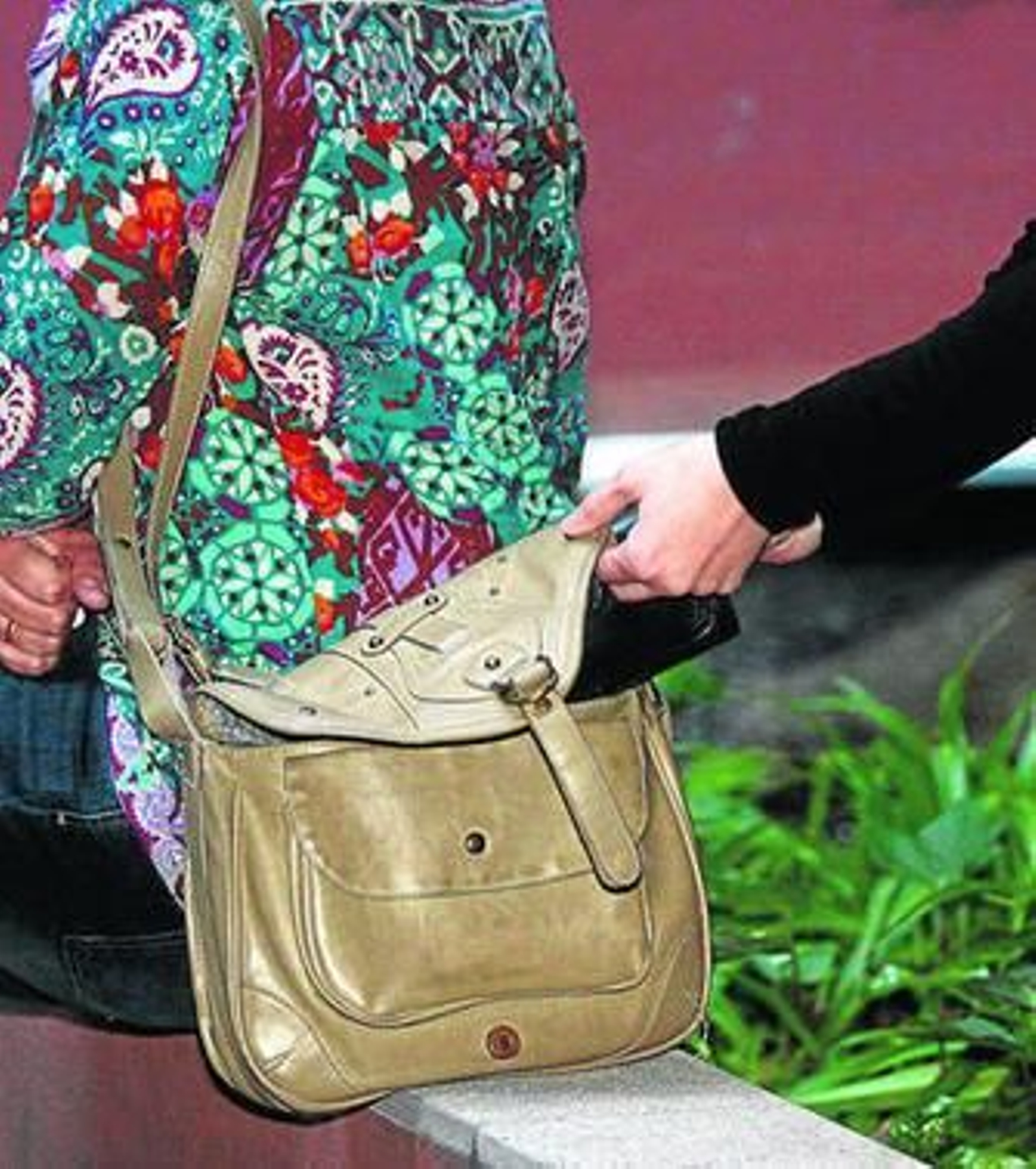 La víctima, que puede ser cualquiera, se da cuenta siempre a posteriori.