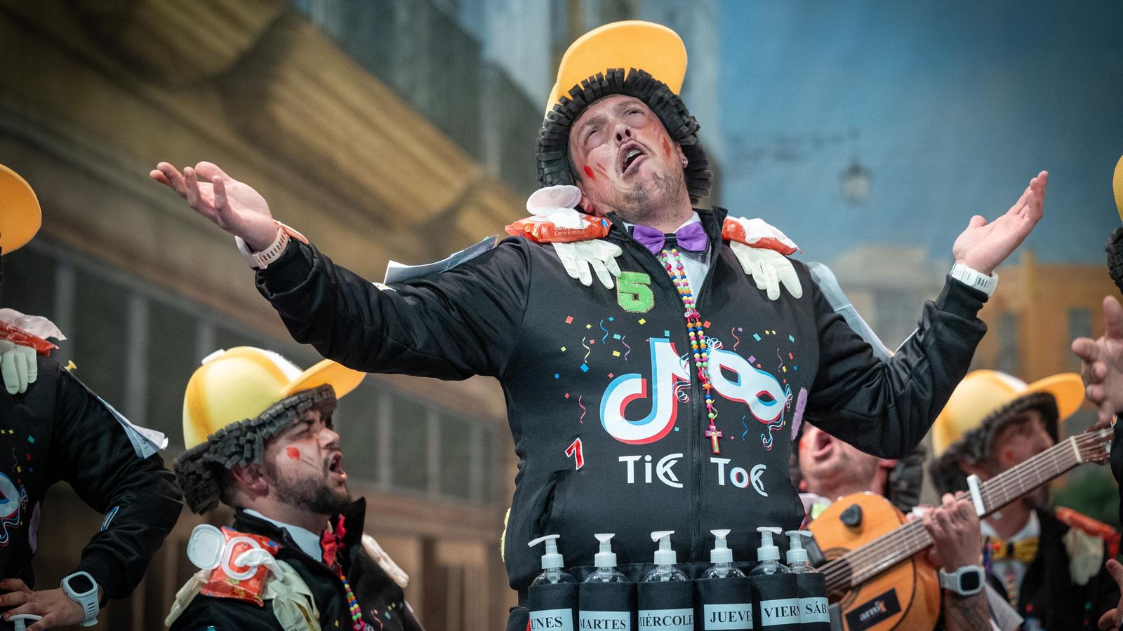 Búscate entre las mejores imágenes de la decimotercera sesión de preliminares del COAC 2025