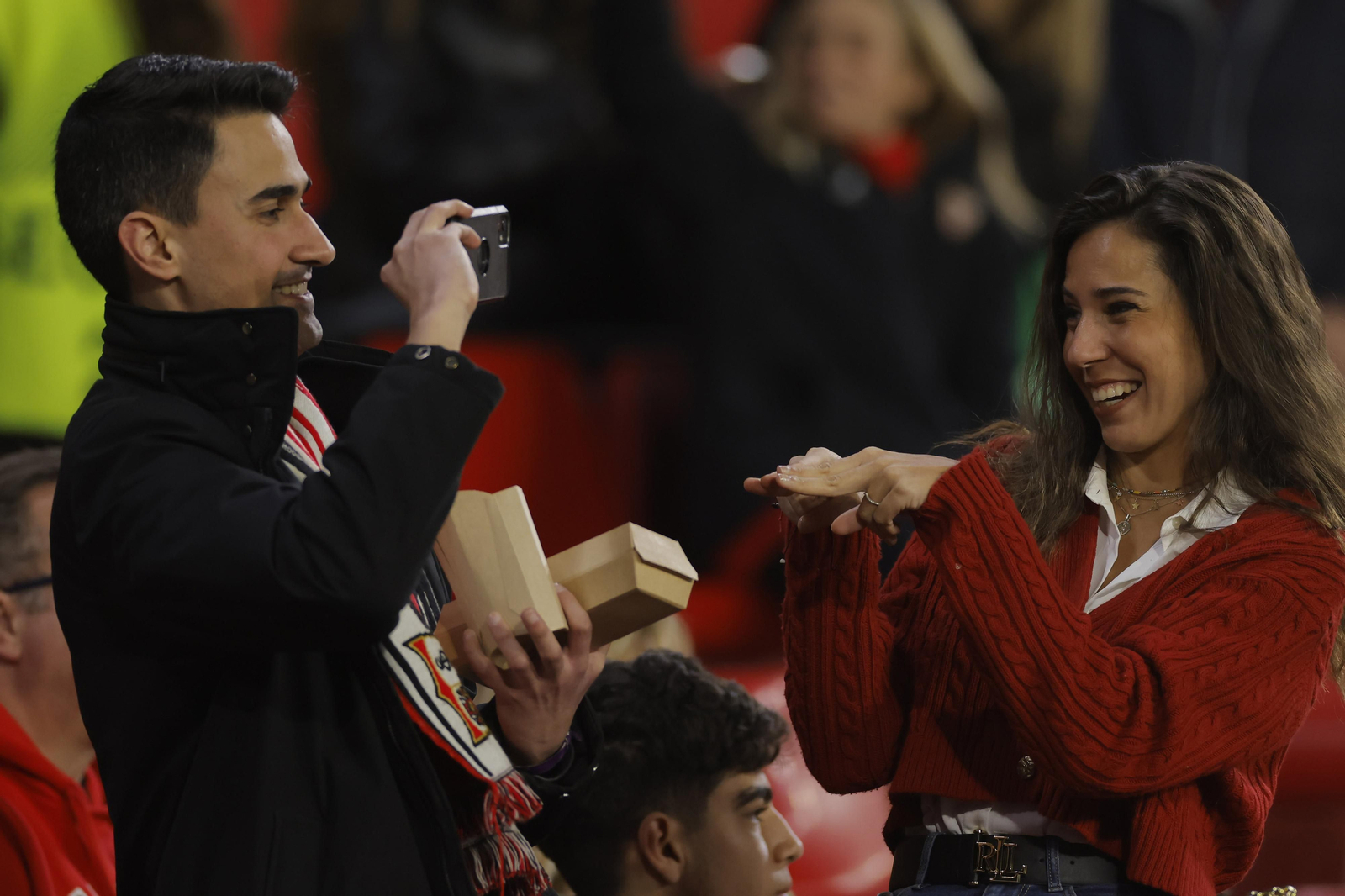 Búscate en las fotos del SEVILLA FC-PSV EINDHOVEN