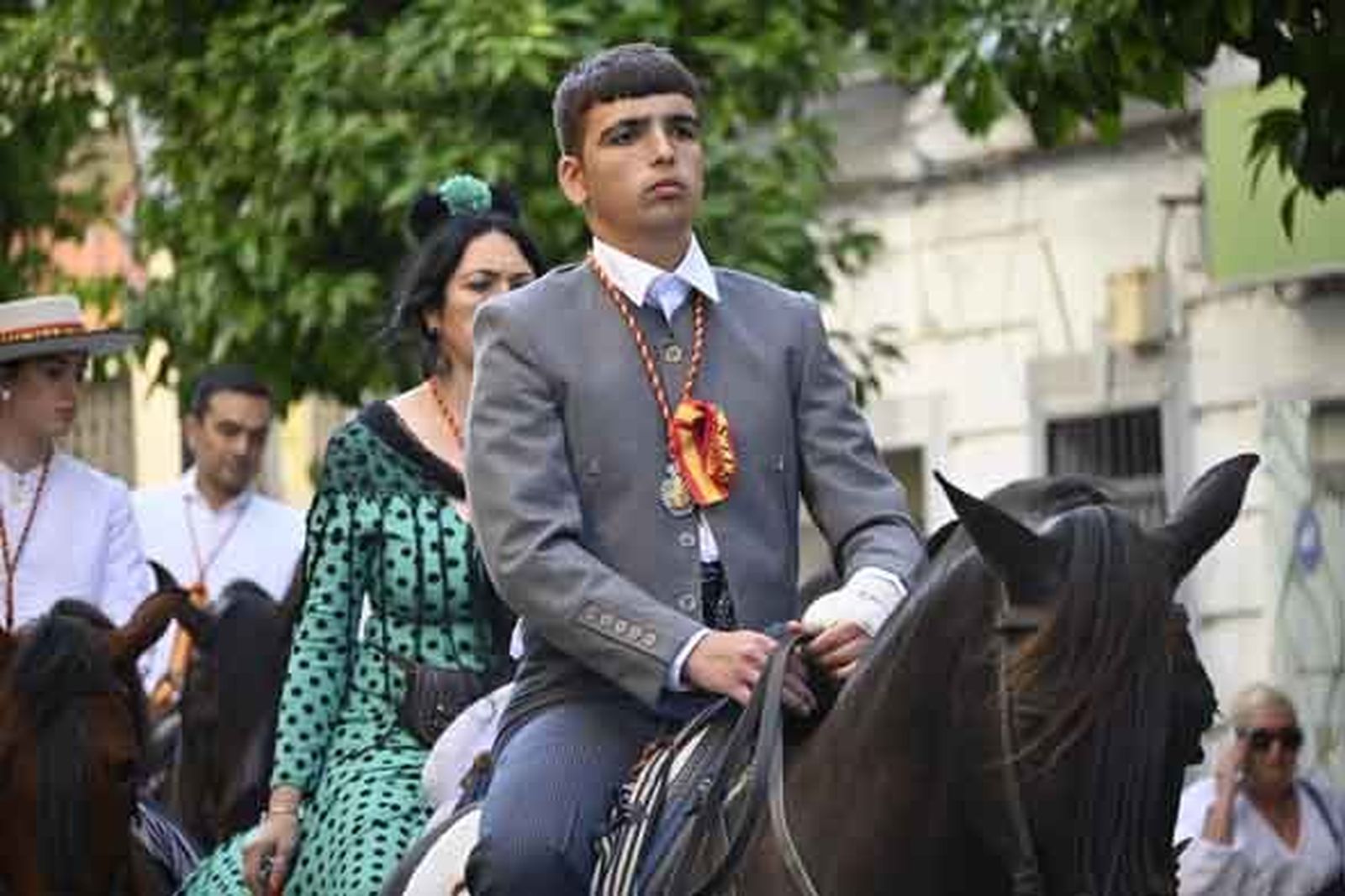 Las mejores imágenes de los peregrinos en la salida de Emigrantes