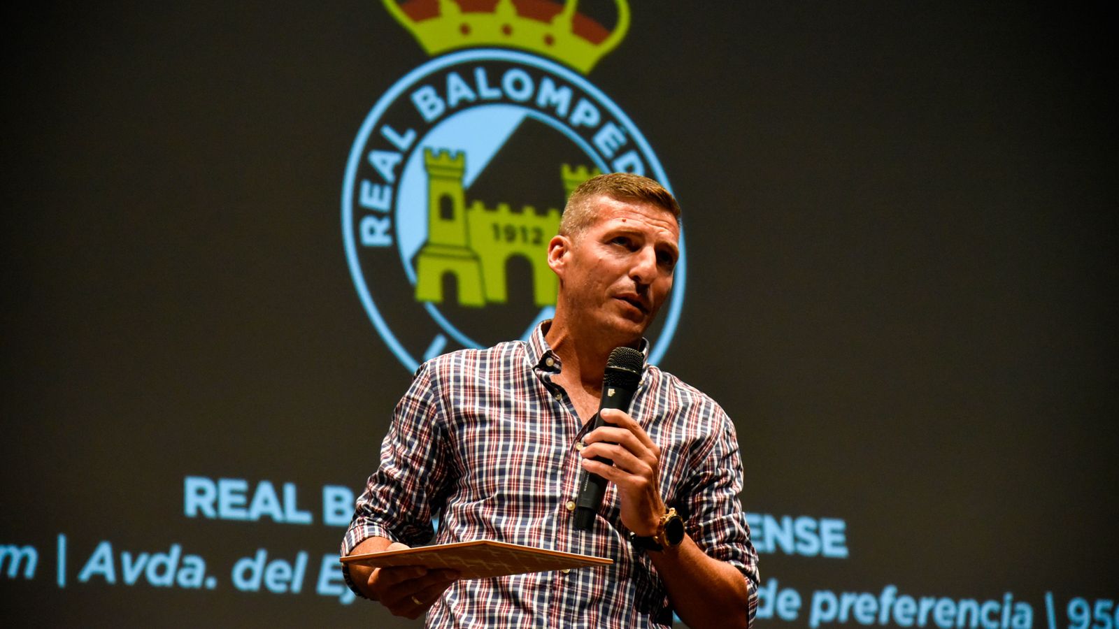 Las fotos de La I Gala de la Rela Balompedica Linense