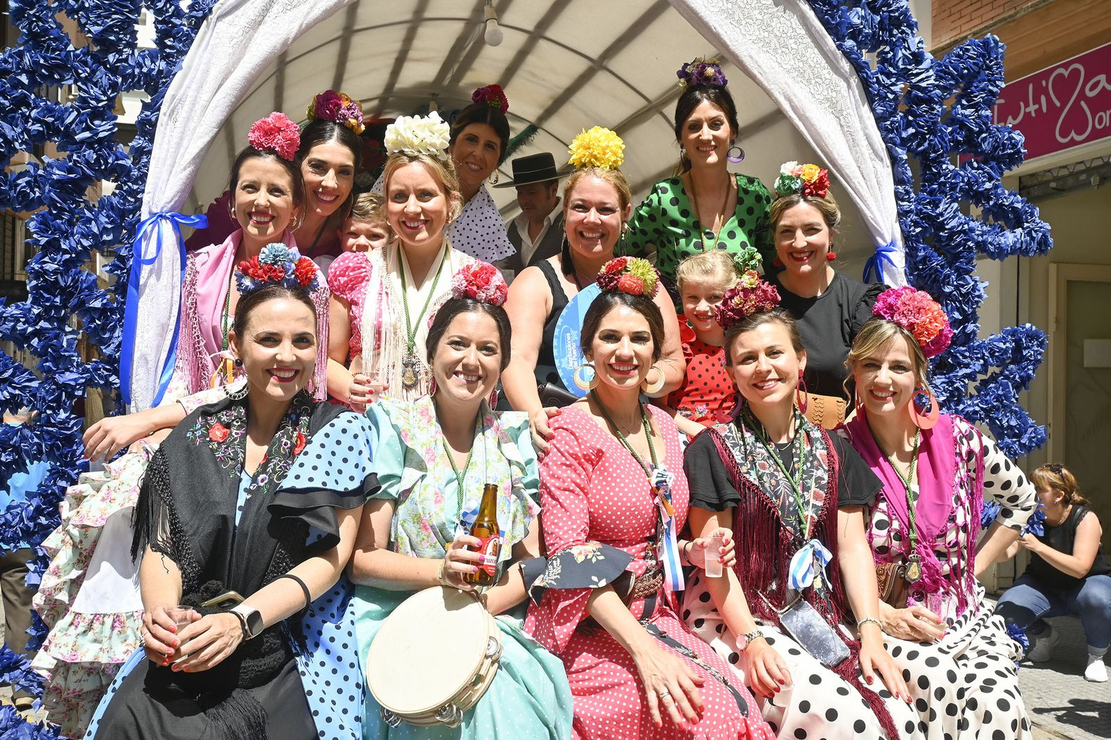 Todos los rocieros de la comitiva de la Hermandad de Huelva, en imágenes