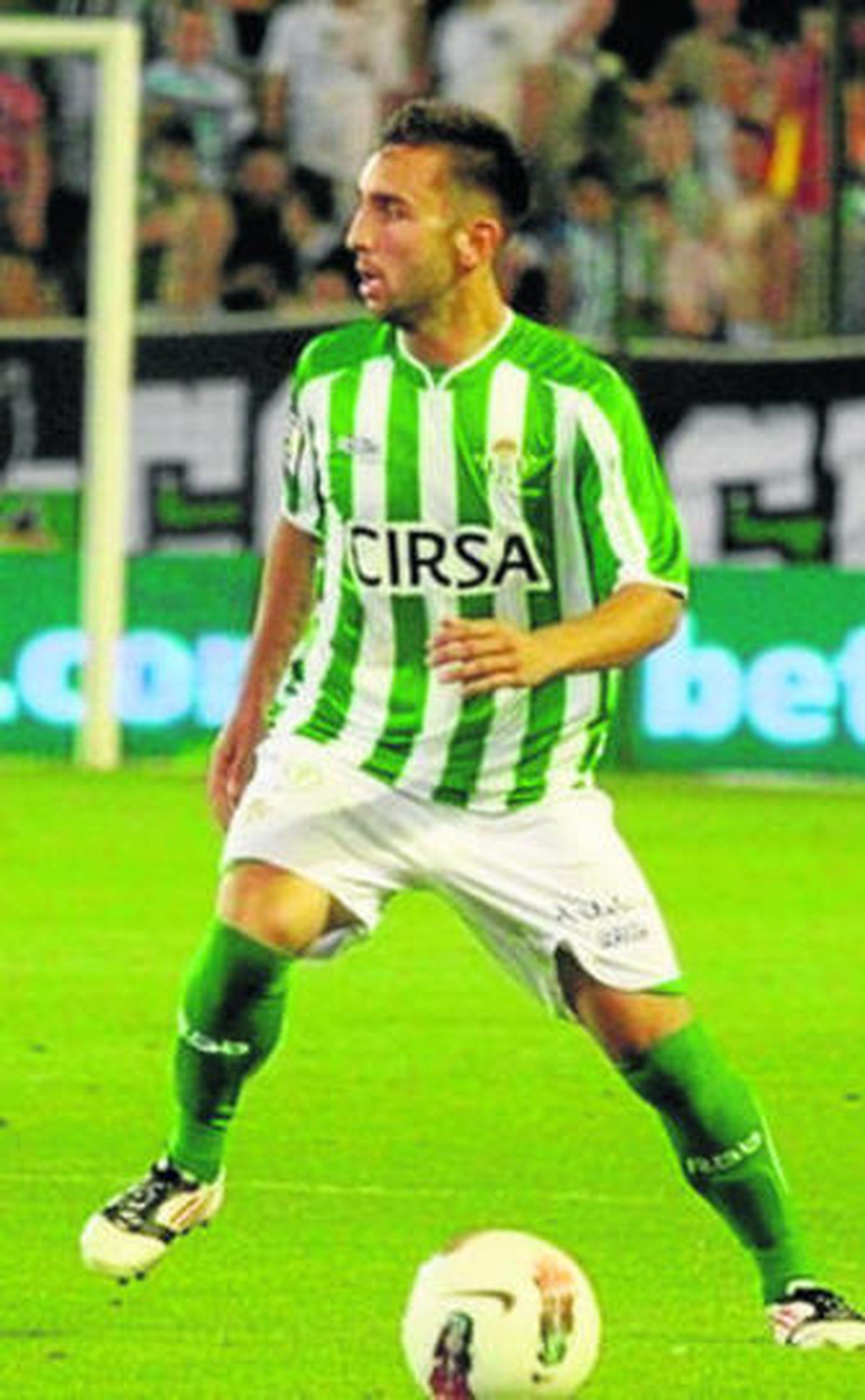 Nono, jugador del Betis B en un partido con el primer equipo.
