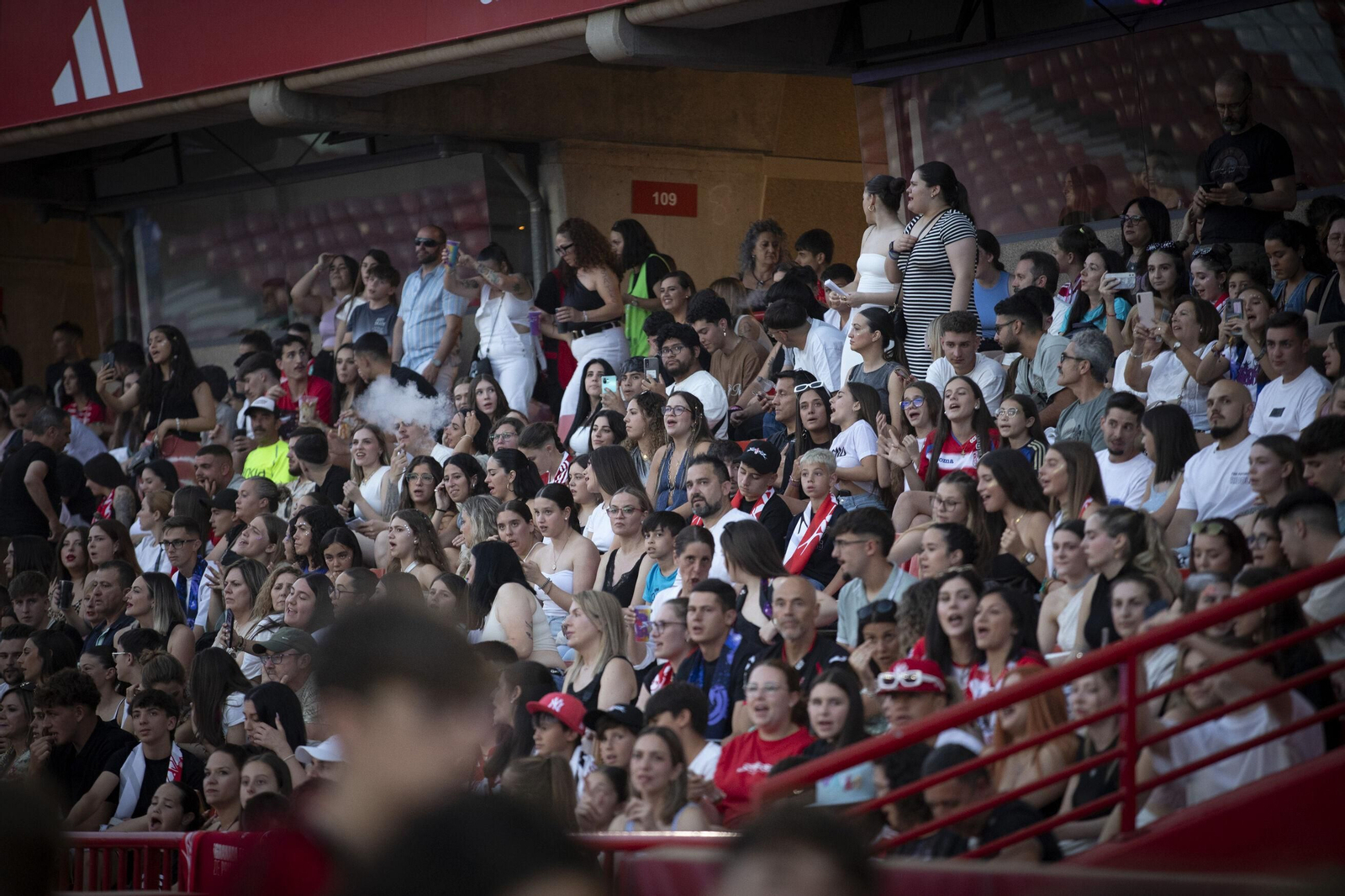 Saiko pone Los Cármenes a reventar
