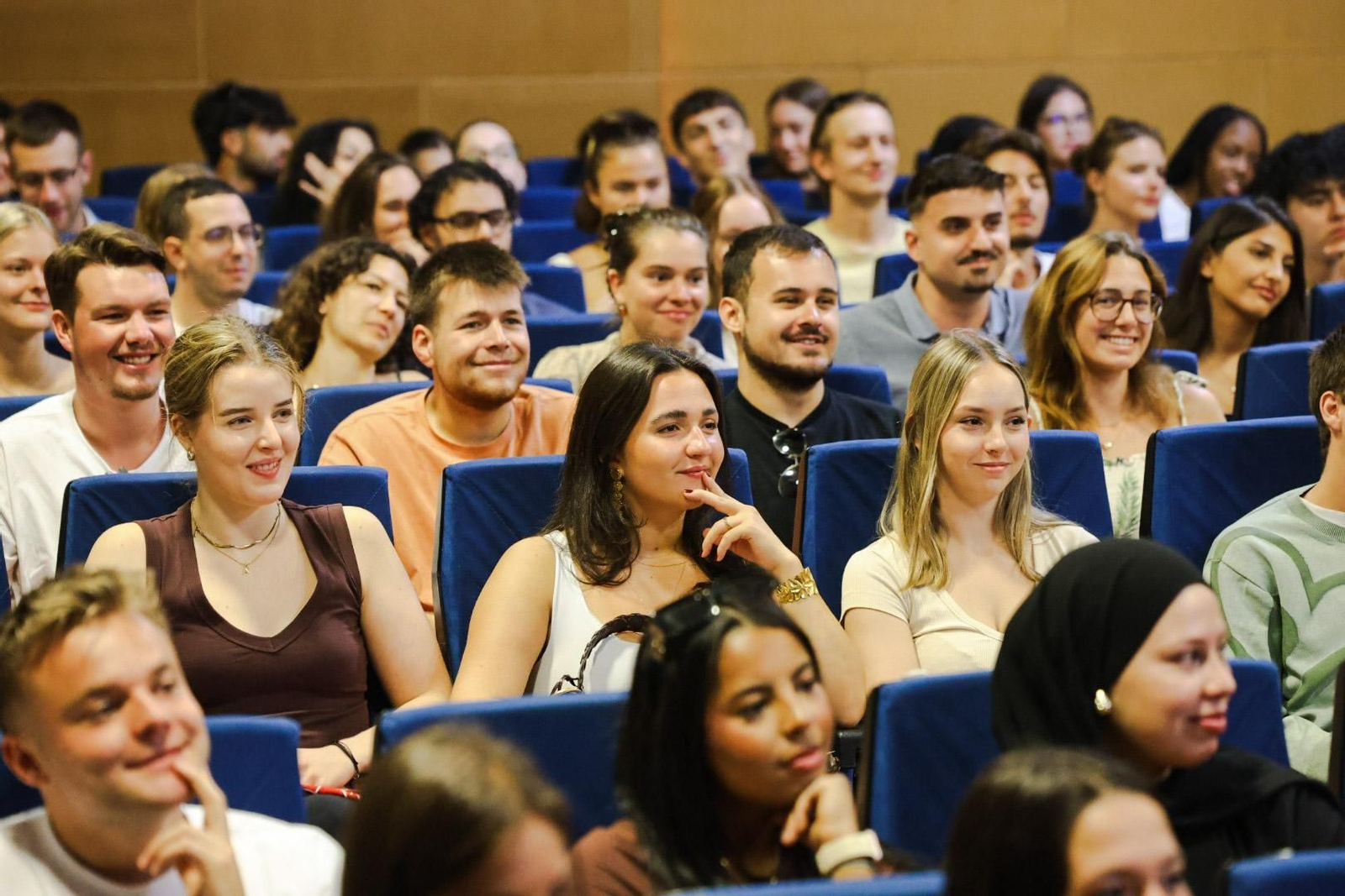 Imágenes de la recepción a los nuevos estudiantes Erasmus en la Universidad de Huelva