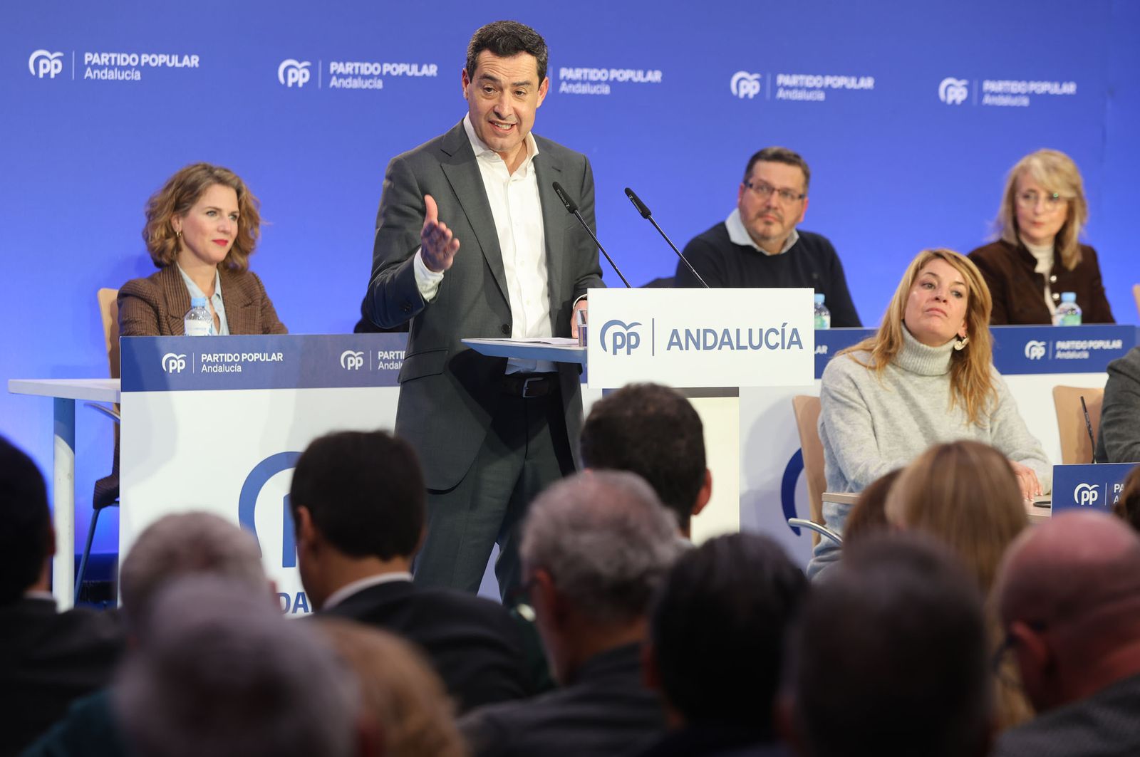 Imágenes de la Junta Directiva del PP celebrada en Huelva