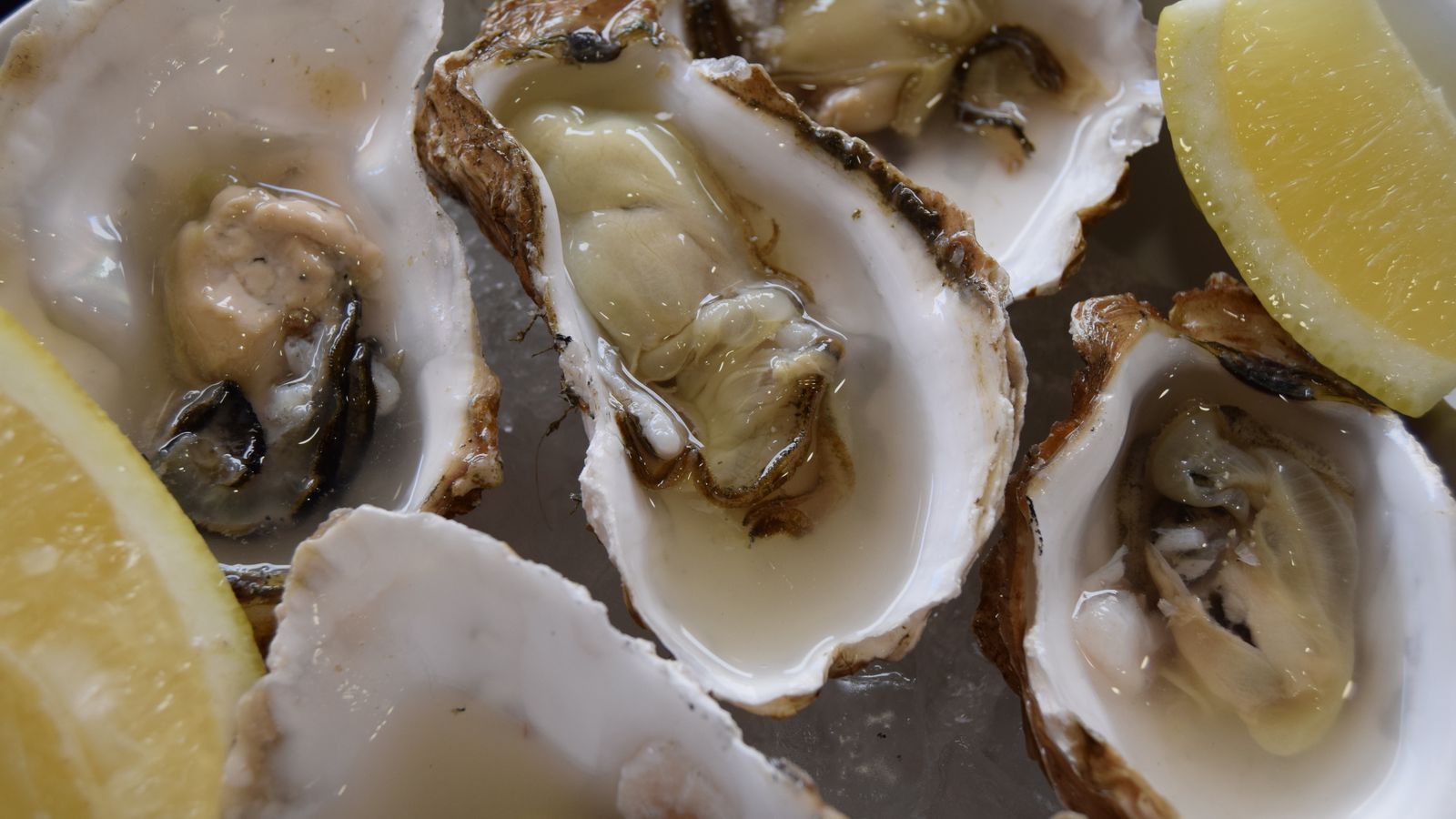 La carta ensalza los productos de la zona.