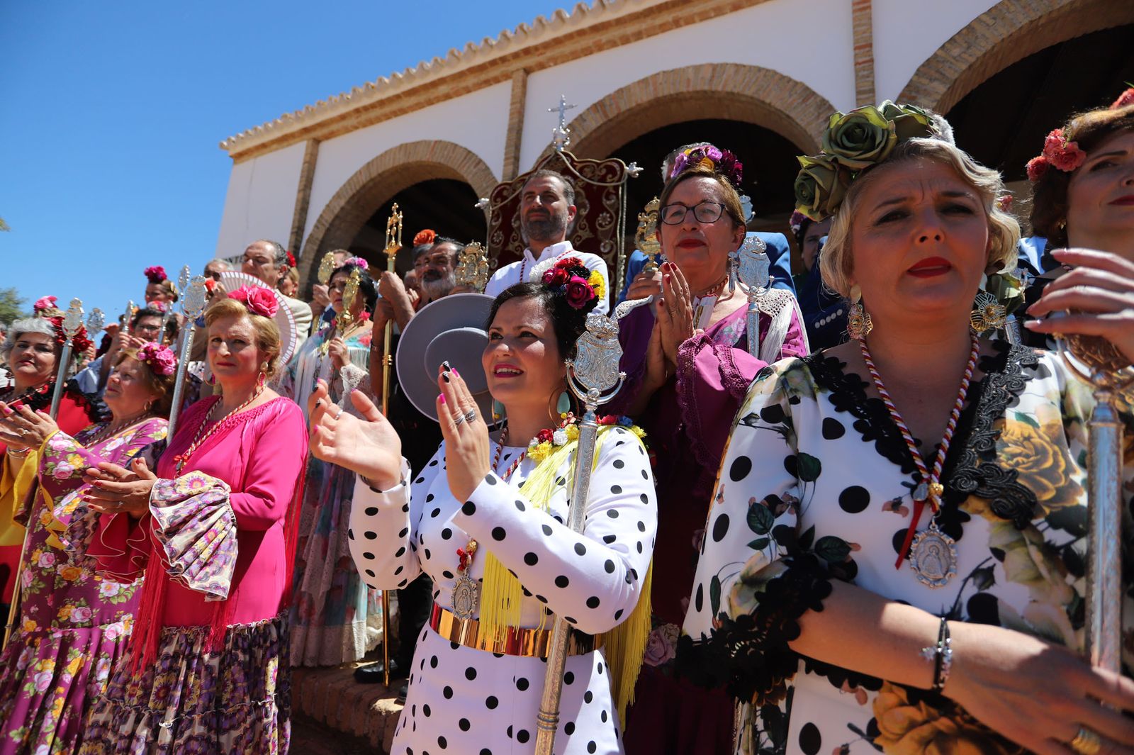 Imágenes de la presentación de las hermandades filiales ante la Virgen de Montemayor