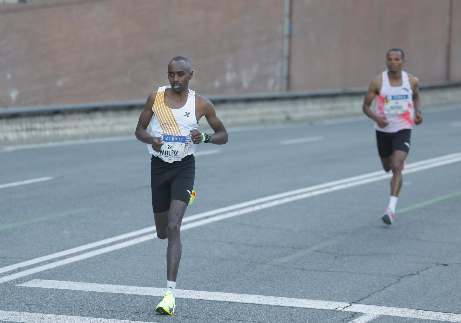Búscate en el Zurich Maratón de Sevilla 2025