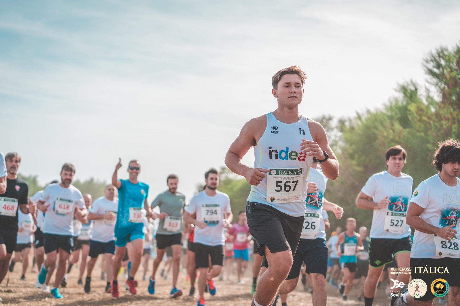Búscate en las fotos del Cross de Itálica 2025 | 2