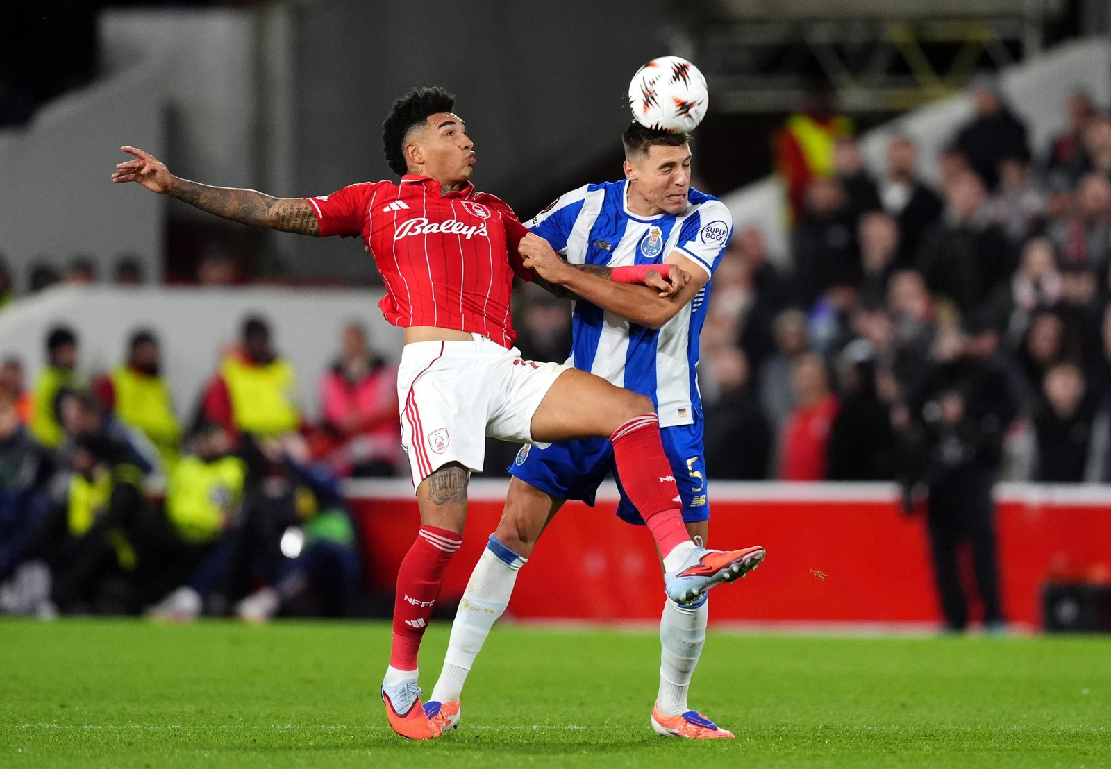 Nottingham Forest-Oporto (4).jpg