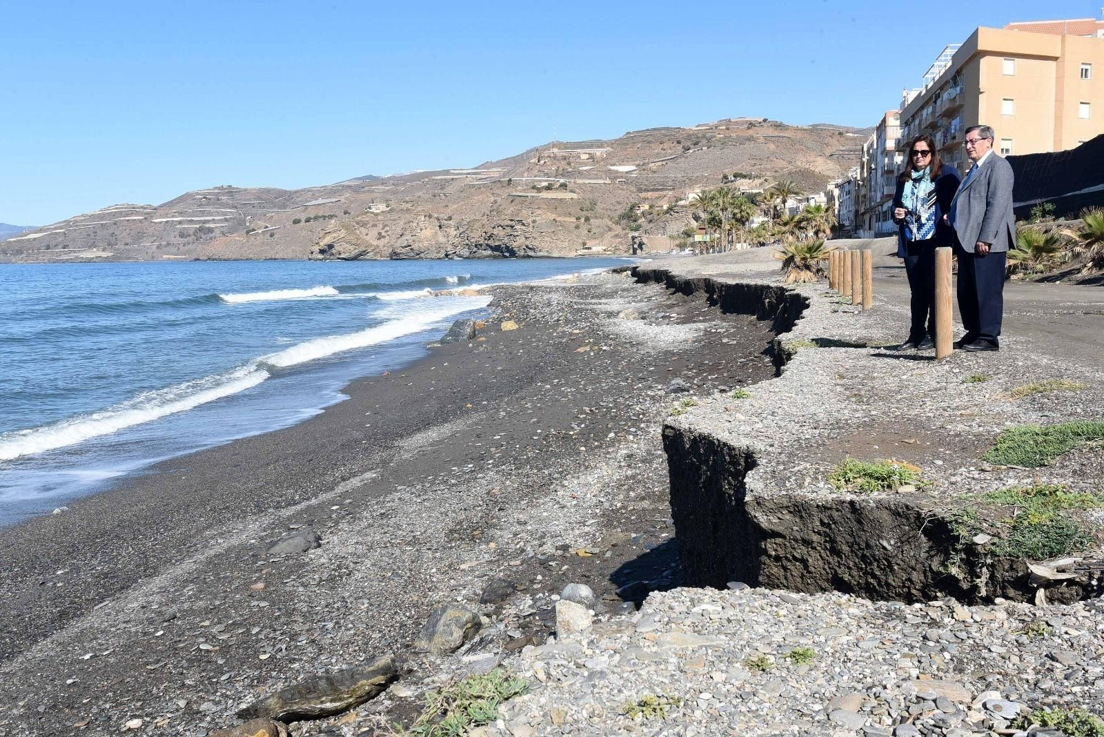 La Diputación muestra su disposición a colaborar económicamente con los municipios costeros afectados por el  temporal