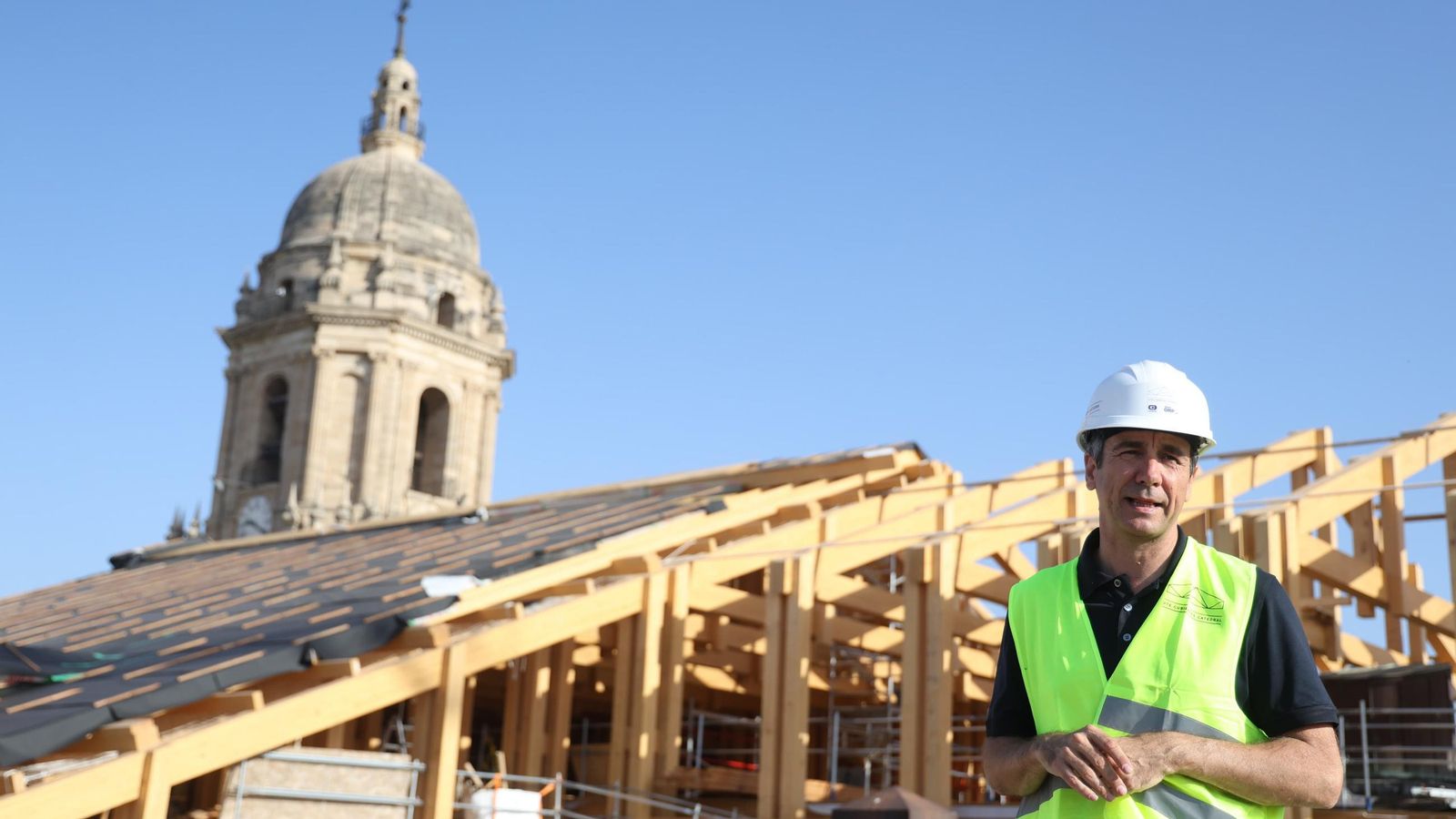 Juan Manuel Sánchez La Chica, arquitecto, en el tejado de la Catedral.