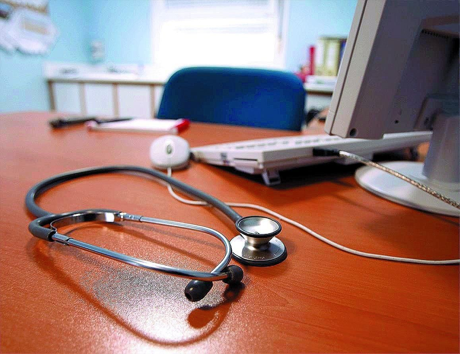 Una consulta médica. Una consulta médica.
