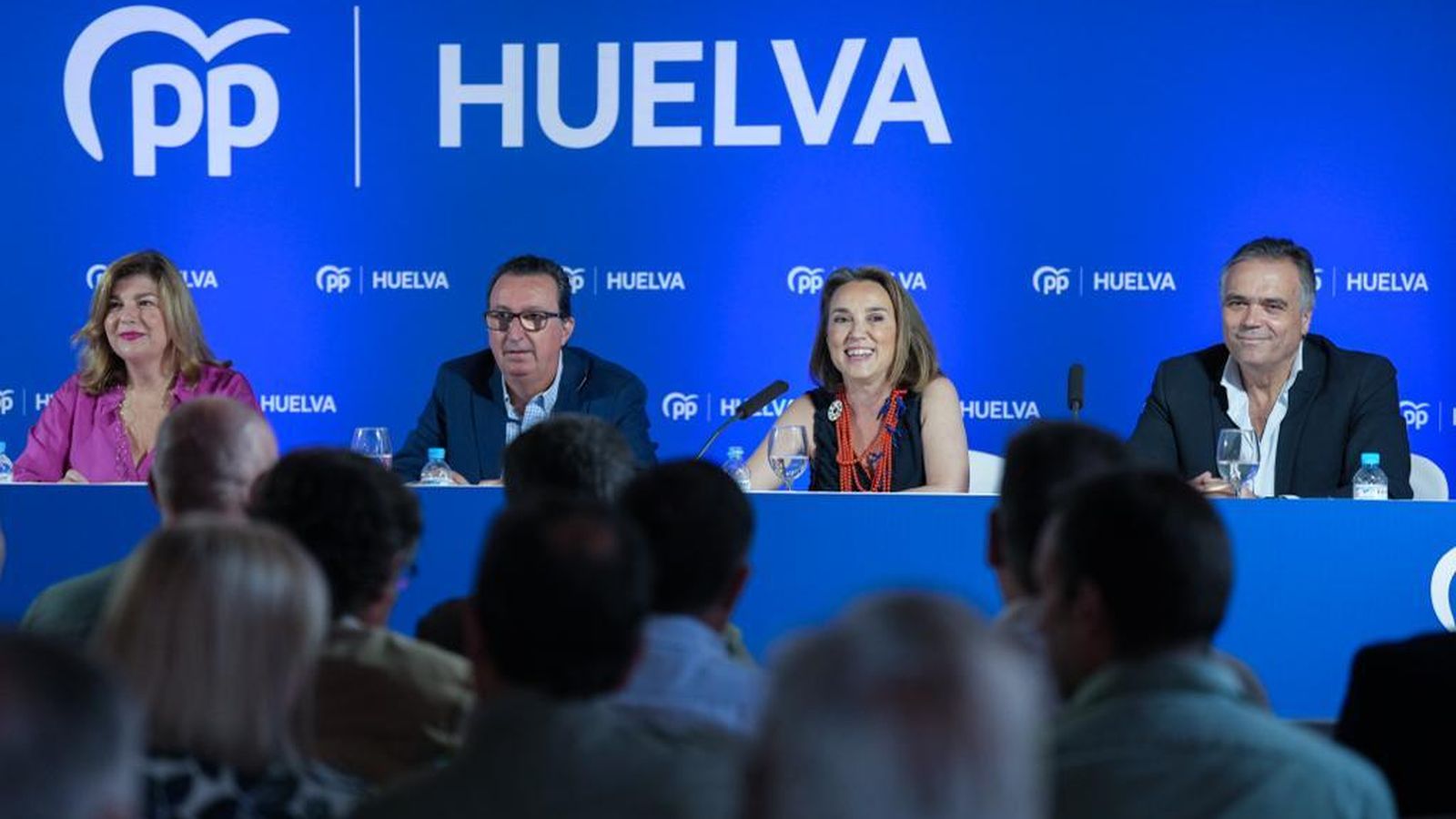 Berta Centeno, Manuel Andrés González, Cuca Gamarra y Manuel García Féliz.