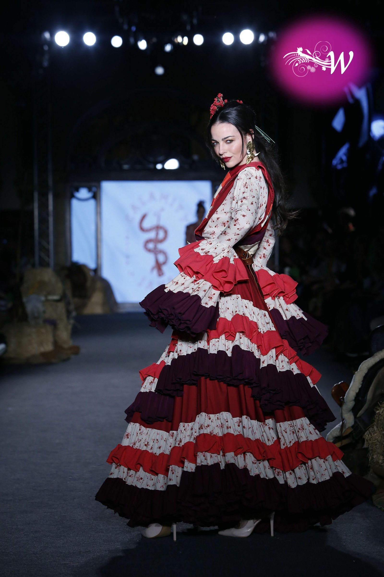 Javier Mojarro presenta su nueva colección en We Love Flamenco 2020, todas las fotos de su desfile