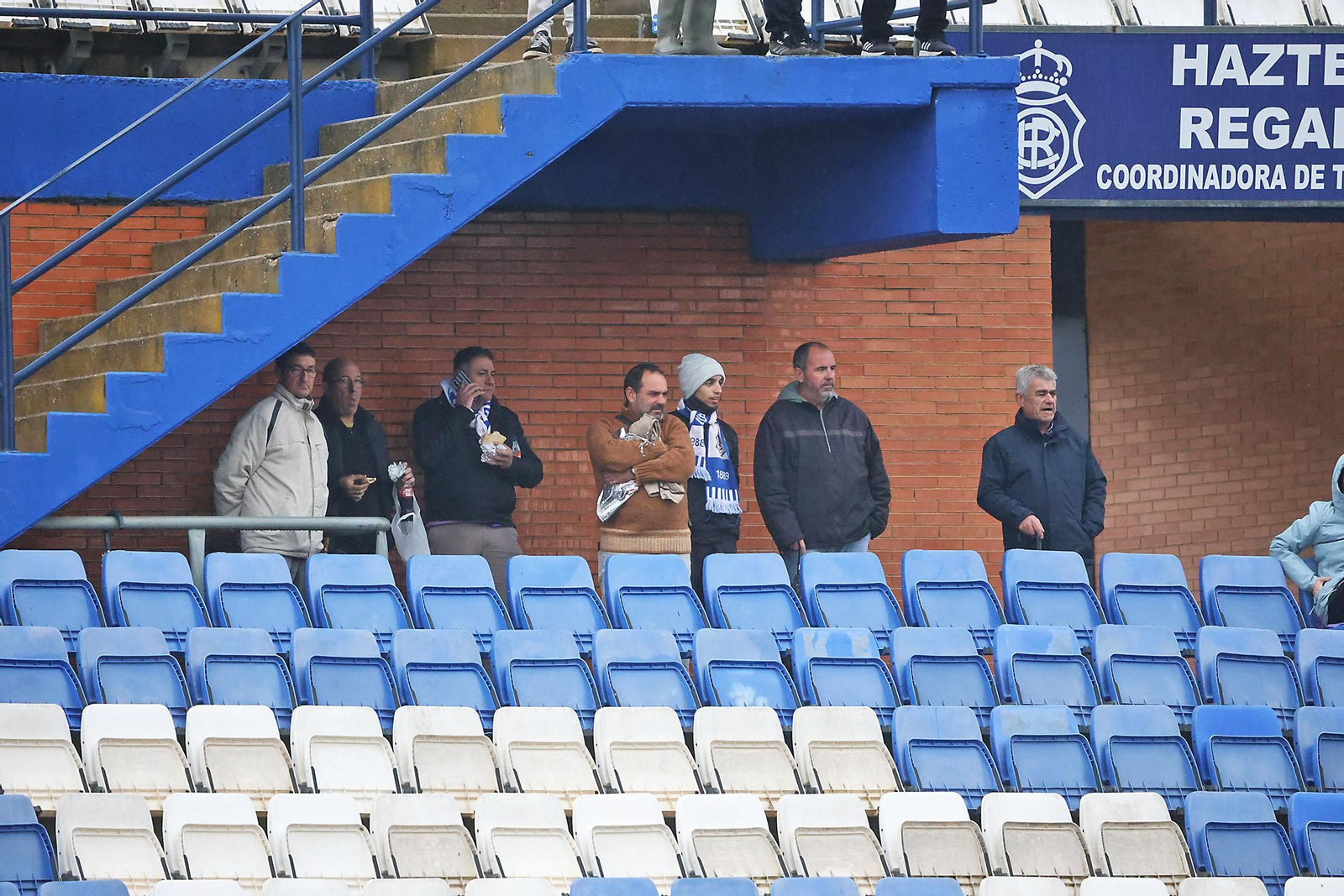 Búscate en las gradas del Recreativo de Huelva - UCAM Murcia